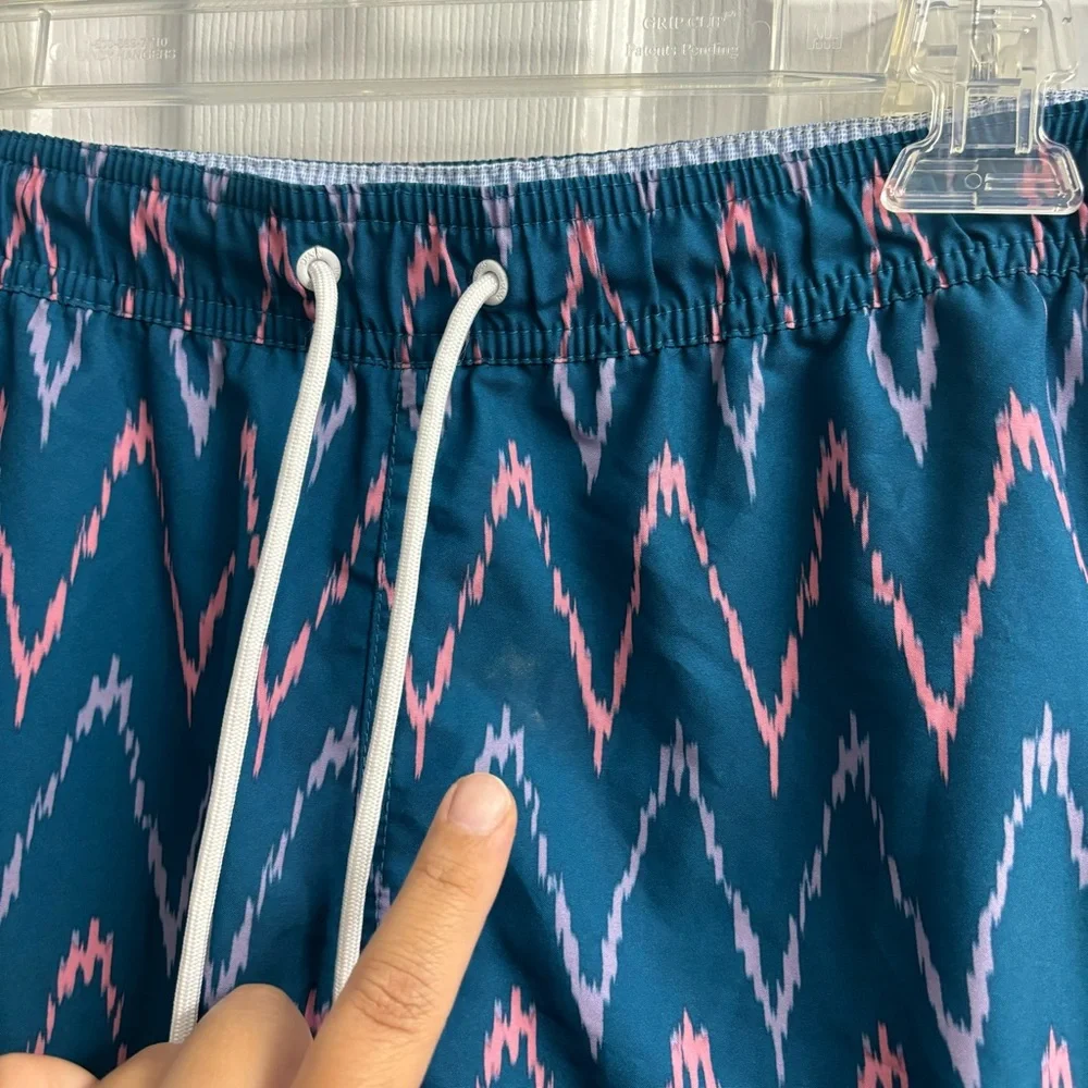 Bonobos Swim Shorts Blue Chevron Trunks Men’s Small 9” Inseam